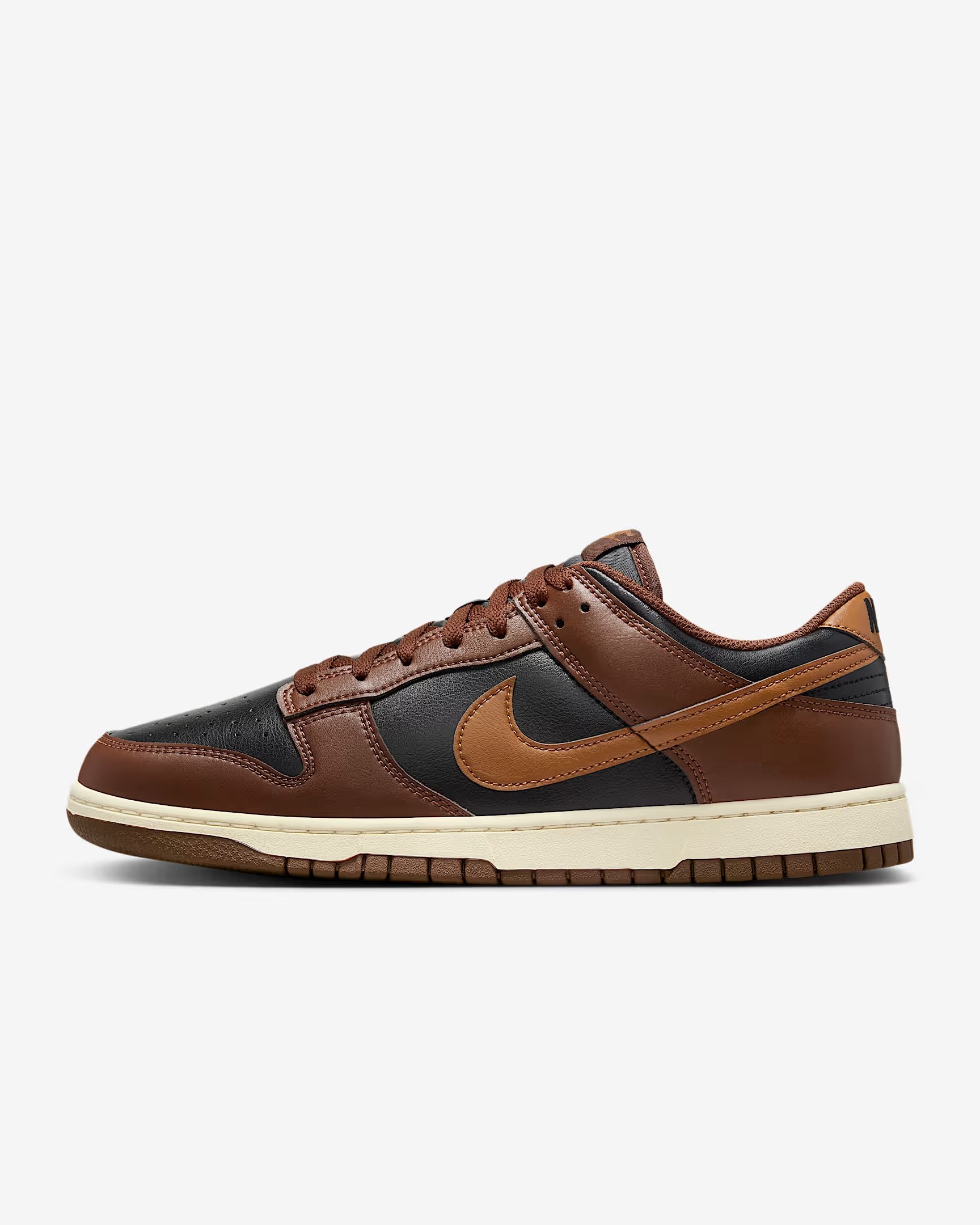 Nike Dunk Low Retro